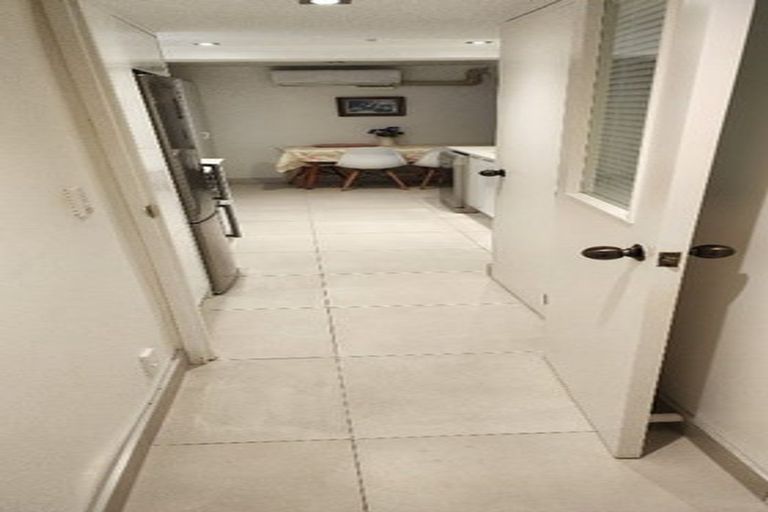 Photo of property in 1/12 Pluto Place, Beach Haven, Auckland, 0626