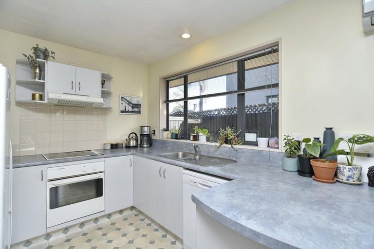 Photo of property in 69c Grafton Street, Waltham, Christchurch, 8011