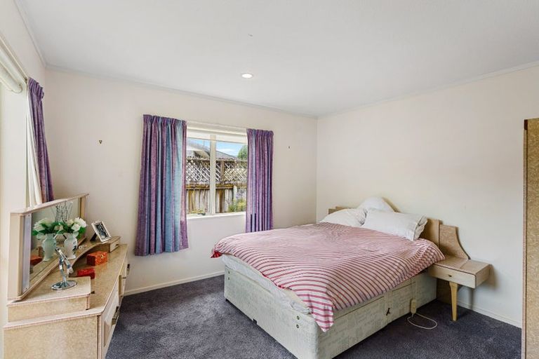 Photo of property in 44 Arawhata Road, Paraparaumu, 5032