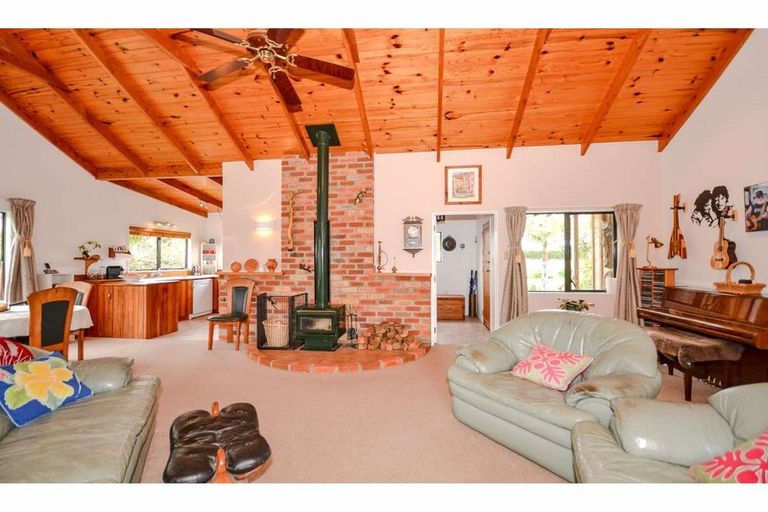 Photo of property in 176 Pungaere Road, Waipapa, Kerikeri, 0295