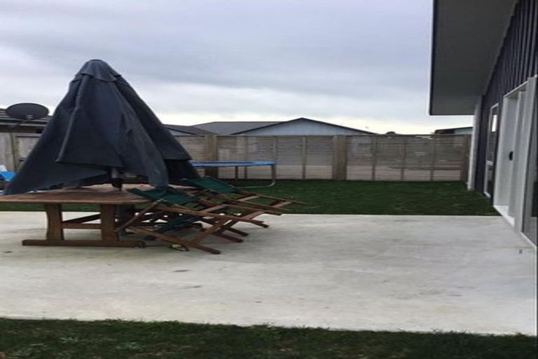 Photo of property in 22 Rotomanu Place, Pyes Pa, Tauranga, 3112