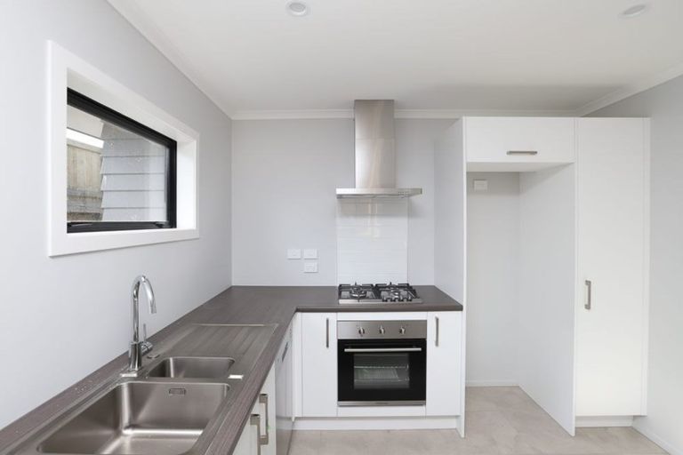 Photo of property in 2/19 Onukutara Place, Huntington, Hamilton, 3281