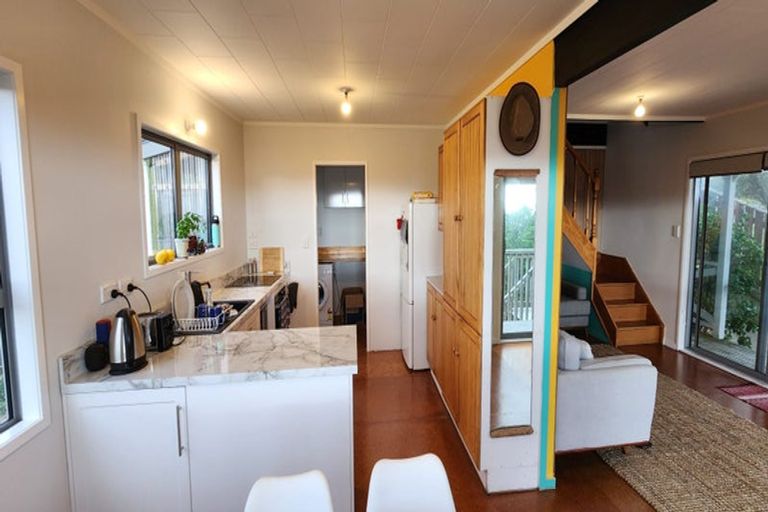 Photo of property in 14 Tikati View, Titahi Bay, Porirua, 5022