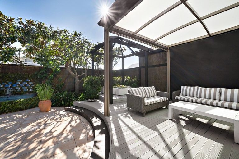 Photo of property in 84 Muritai Road, Eastbourne, Lower Hutt, 5013