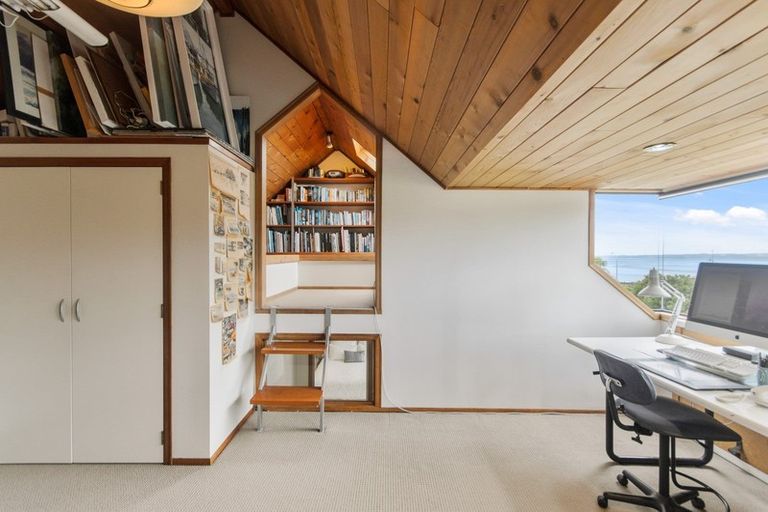 Photo of property in 3 Francis Curtis Avenue, Blockhouse Bay, Auckland, 0600