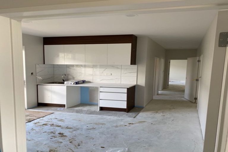 Photo of property in 51 Twin Parks Rise, Papakura, 2110