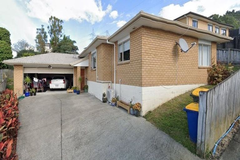 Photo of property in 16 Exotic Place, Massey, Auckland, 0614