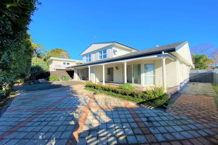 Photo of property in 78 Glenmore Road, Sunnyhills, Auckland, 2010