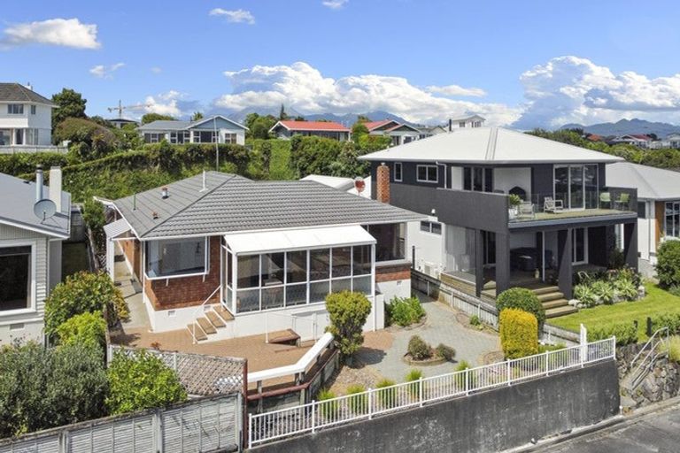 Photo of property in 412 Devon Street West, Lynmouth, New Plymouth, 4310