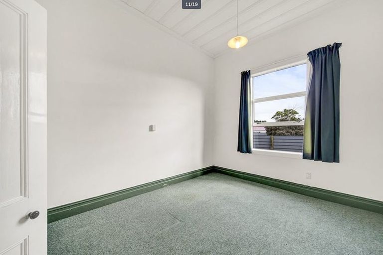 Photo of property in 176 Glover Road, Hawera, 4610