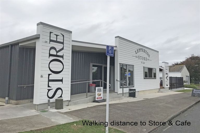 Photo of property in 31 Smith Street, Lepperton, New Plymouth, 4373