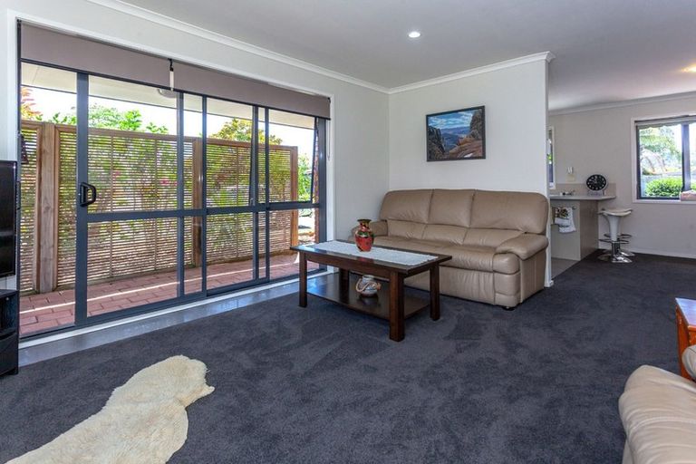 Photo of property in 16 Cobham Lane, Whitianga, 3510