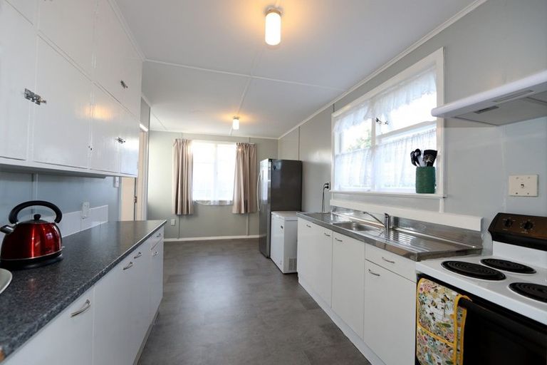 Photo of property in 913 Kiwi Street, Camberley, Hastings, 4120