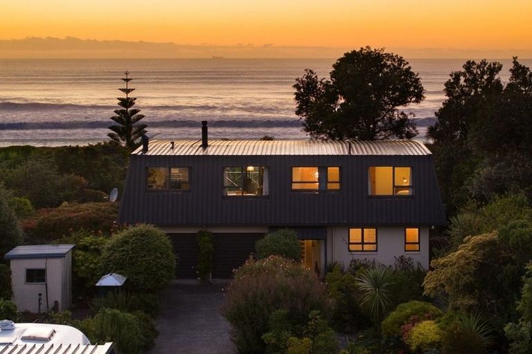 Photo of property in 114 Rarangi Beach Road, Rarangi, Blenheim, 7273