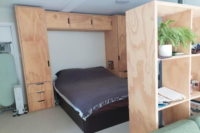 Photo of property in 39a Mantell Street, Seatoun, Wellington, 6022