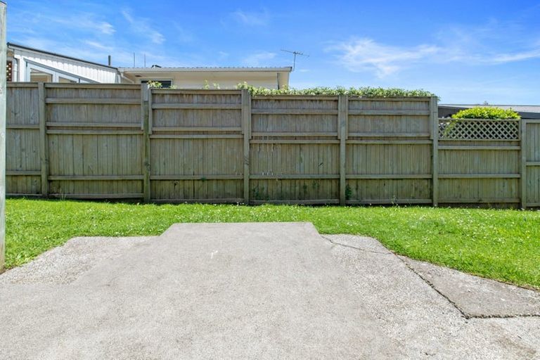 Photo of property in 1/17 Clifton Drive, Waitara, 4320