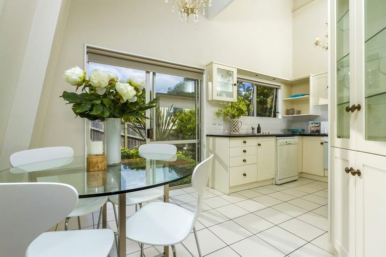 Photo of property in 8 Dakota Avenue, Beach Haven, Auckland, 0626