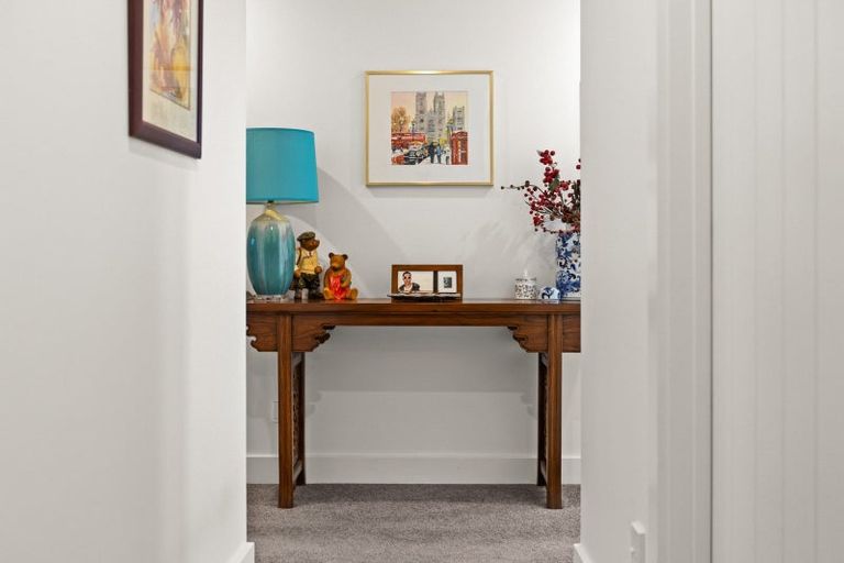 Photo of property in 5 Grooby Place, Havelock North, 4130