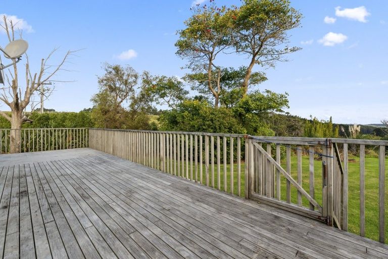 Photo of property in 1619 Kaipara Coast Highway, Kaukapakapa, 0984