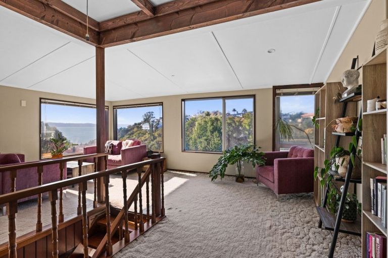 Photo of property in 17 Fitzroy Road, Bluff Hill, Napier, 4110