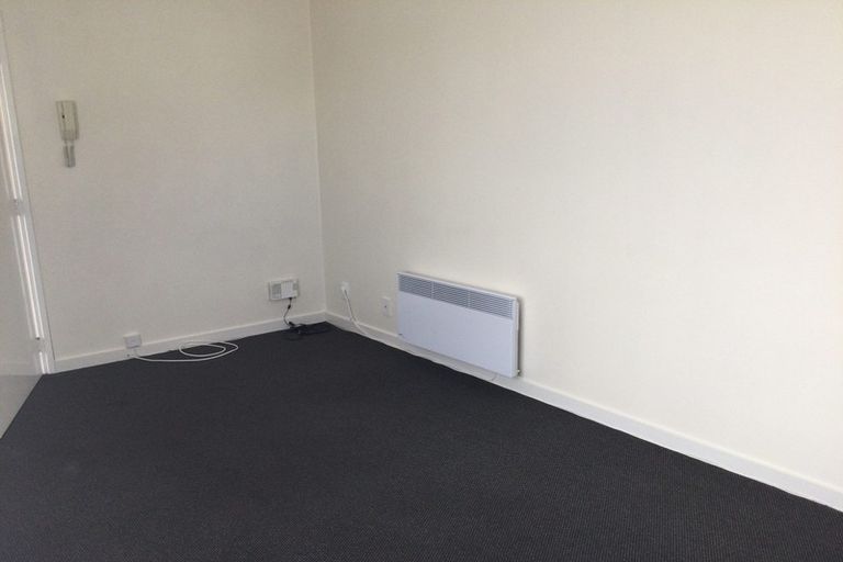 Photo of property in 67 Ellice Street, Mount Victoria, Wellington, 6011