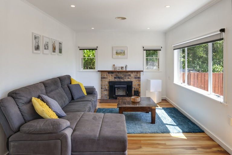 Photo of property in 235 Saint Vincent Street, Toi Toi, Nelson, 7010