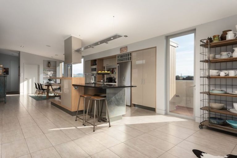 Photo of property in 710 Papamoa Beach Road, Papamoa Beach, Papamoa, 3118