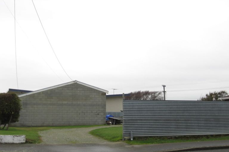 Photo of property in 106 Mcquarrie Street, Kingswell, Invercargill, 9812