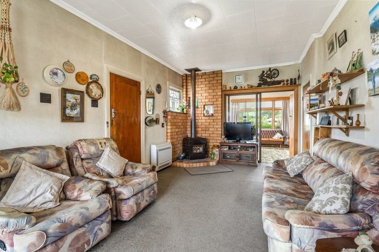 Photo of property in 37 Castleton Street, Allanton, Mosgiel, 9092