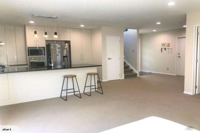 Photo of property in 20 Buccaneer Court, Gulf Harbour, Whangaparaoa, 0930