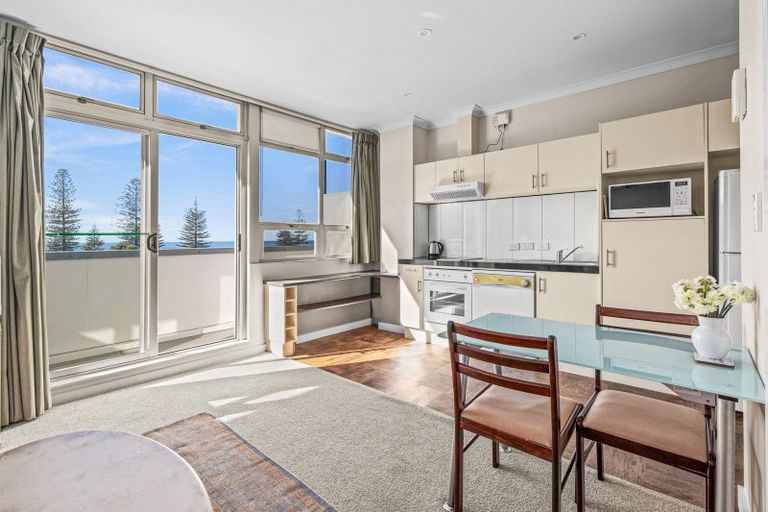 Photo of property in 43/3 Shakespeare Road, Napier South, Napier, 4110