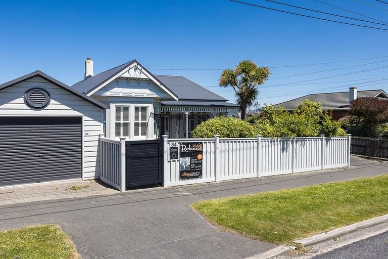 Photo of property in 84 Tomahawk Road, Andersons Bay, Dunedin, 9013