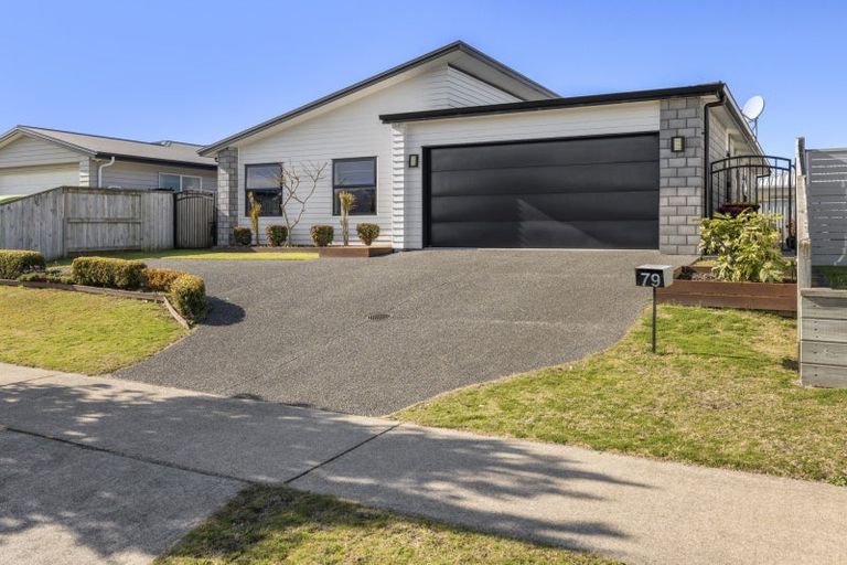 Photo of property in 79 Sandhurst Drive, Papamoa Beach, Papamoa, 3118