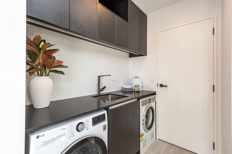 Photo of property in 4 Whitburn Avenue, Halswell, Christchurch, 8025