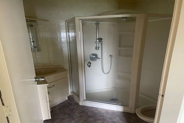 Photo of property in 146 Mark Avenue, Grenada Village, Wellington, 6037