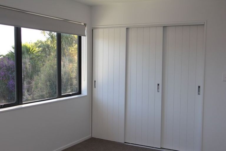 Photo of property in 15c Glendhu Road, Bayview, Auckland, 0629