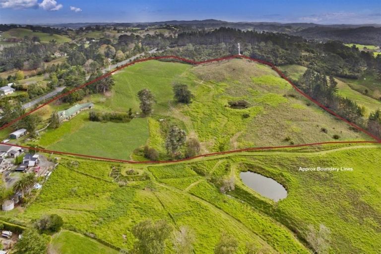 Photo of property in 120 Kahikatea Flat Road, Dairy Flat, Albany, 0794