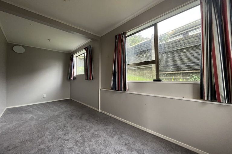 Photo of property in 27a Old Coach Road, Johnsonville, Wellington, 6037