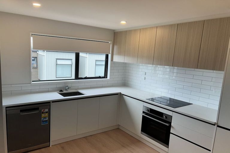Photo of property in 60 Tukari Lane, Mangere Bridge, Auckland, 2022