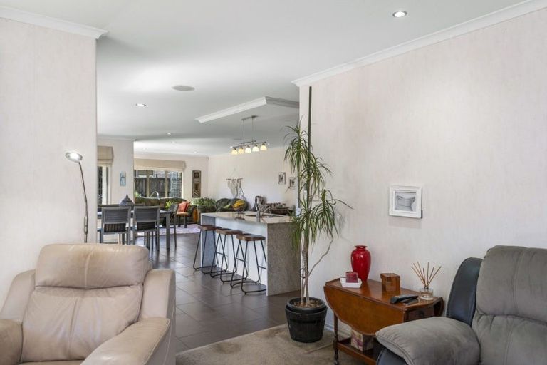 Photo of property in 23 Inverness Drive, Pyes Pa, Tauranga, 3112