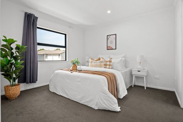 Photo of property in 2/19 Dowding Street, Melville, Hamilton, 3206