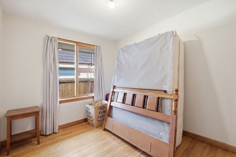 Photo of property in 2/102 Wainoni Road, Avondale, Christchurch, 8061