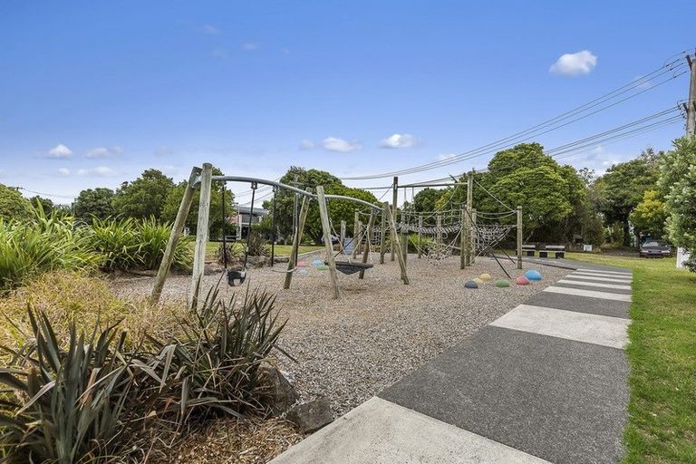 Photo of property in 325/26 Morningside Drive, Morningside, Auckland, 1025