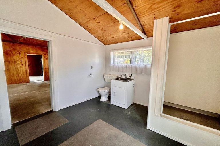 Photo of property in 10 Murphy Road, Taradale, Napier, 4112