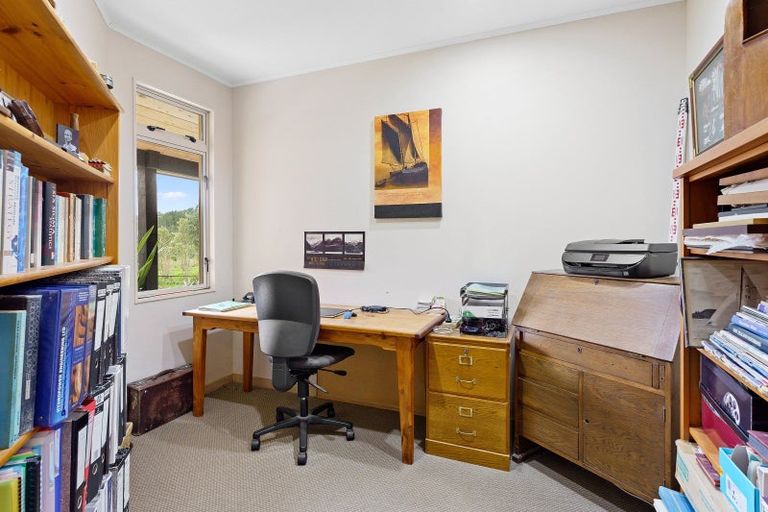 Photo of property in 122 Mickell Road, Hautere, Otaki, 5582