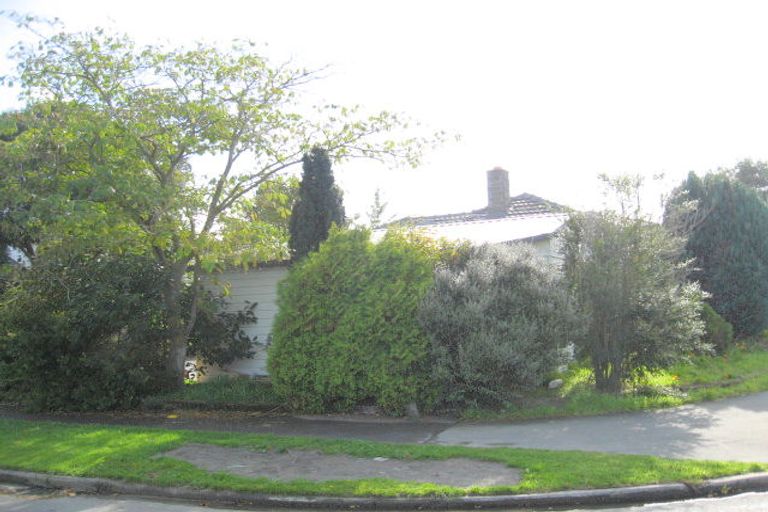 Photo of property in 36 Coniston Avenue, Ilam, Christchurch, 8041