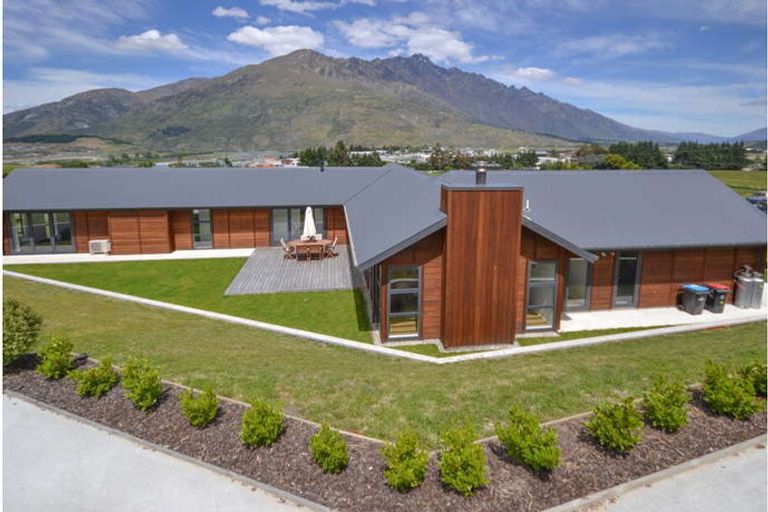 Photo of property in 6 Trench Hill Road, Frankton, Queenstown, 9371