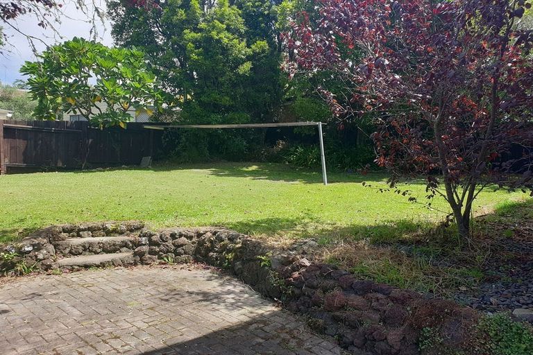 Photo of property in 3 Naviti Place, Browns Bay, Auckland, 0630