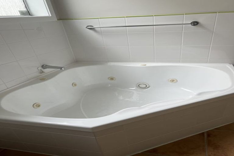 Photo of property in 7 Naughton Terrace, Kilbirnie, Wellington, 6022