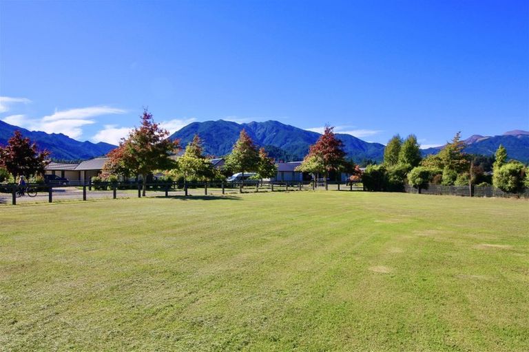 Photo of property in 17 Lochiel Drive, Hanmer Springs, 7334